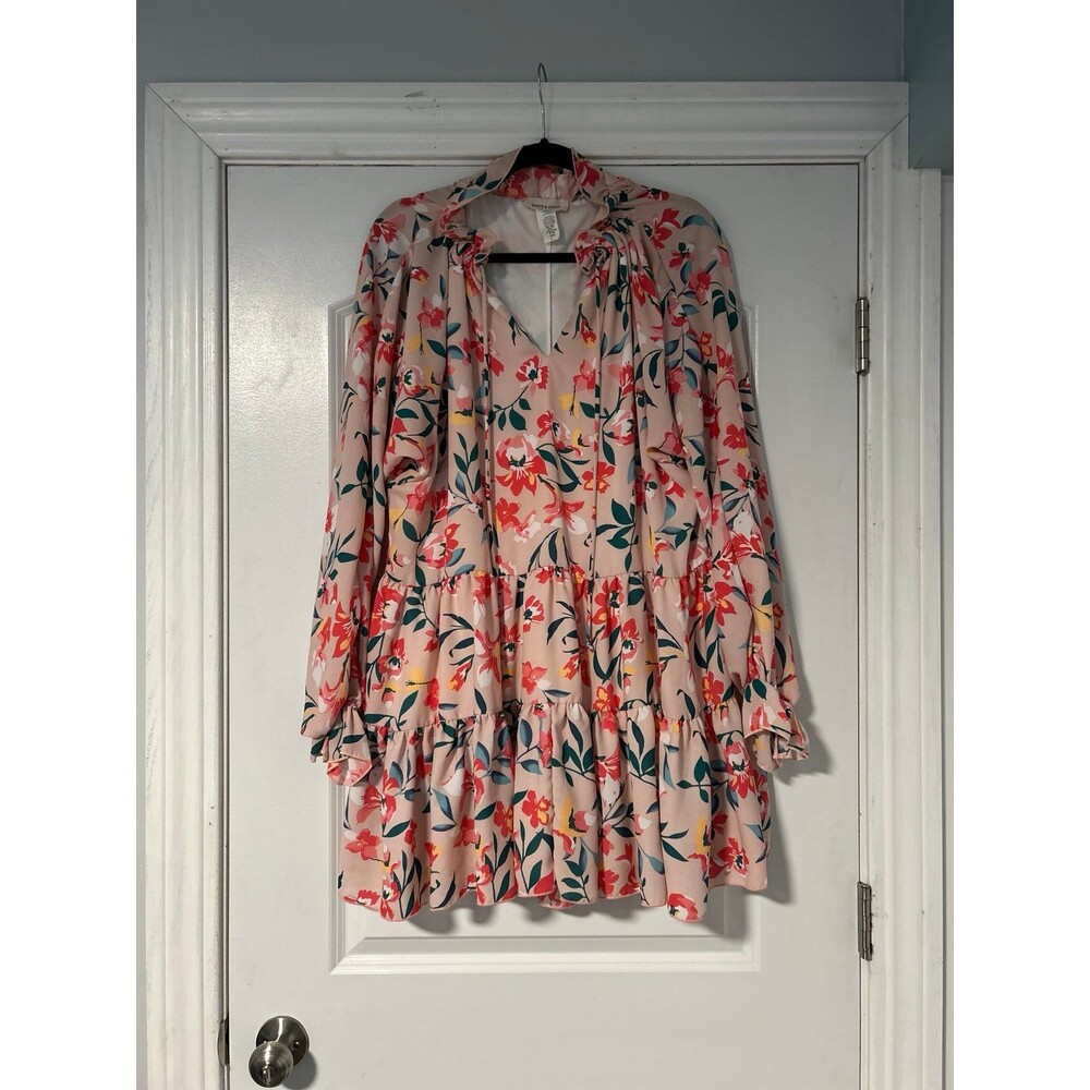 Saints & Hearts Boho Flowy Tiered Peach Floral Shift Dress Long Sleeve Small